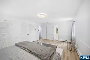 376 Lakeview Dr, Wyckoff Township, NJ 07481 - Photo 15