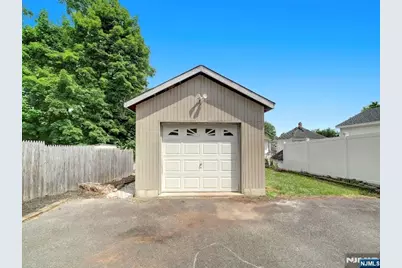 8 Pine Street, West Orange Township, NJ 07052 - Photo 21