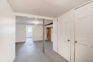 8 Pine St, West Orange Township, NJ 07052 - Photo 17
