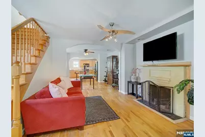 8 Pine Street, West Orange Township, NJ 07052 - Photo 5