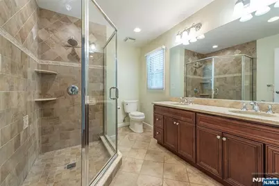 7 Natalie, West Caldwell, NJ 07006 - Photo 21