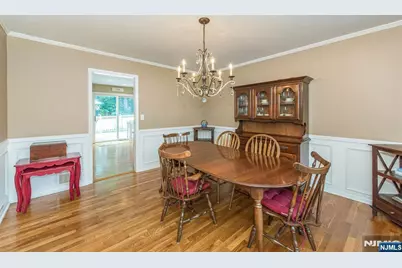 7 Natalie, West Caldwell, NJ 07006 - Photo 5
