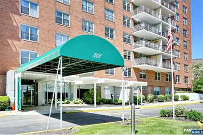301 Beech Street 2H #2H, Hackensack, NJ 07601 - Photo 3