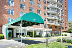 301 Beech Street 2H, Hackensack, NJ 07601 - Photo 3