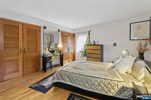 17 River Dr, Elmwood Park, NJ 07407 - Photo 35