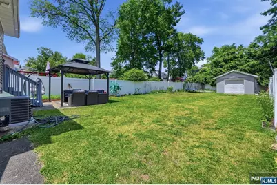 65 Franklin Road, Teaneck Township, NJ 07666 - Photo 37