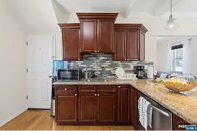 65 Franklin Road, Teaneck Township, NJ 07666 - Photo 17