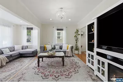 65 Franklin Road, Teaneck Township, NJ 07666 - Photo 7