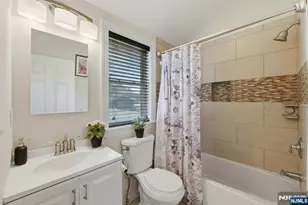 65 Franklin Rd, Teaneck Township, NJ 07666 - Photo 19