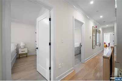 25 Knox Avenue, Cliffside Park, NJ 07010 - Photo 15