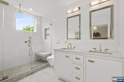 157 10th Street, Hoboken, NJ 07030 - Photo 17
