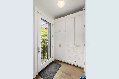 157 10th Street, Hoboken, NJ 07030 - Photo 15