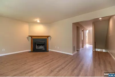 23 Foxboro Lane E #E, West Milford, NJ 07480 - Photo 7