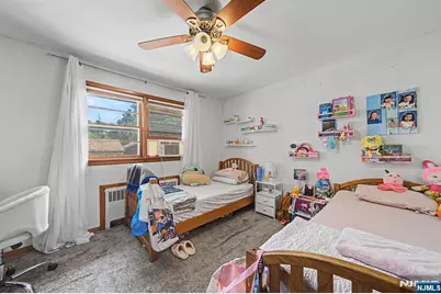 21 Lexington Avenue, Wallington, NJ 07057 - Photo 9