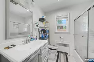 21 Lexington Ave, Wallington, NJ 07057 - Photo 13