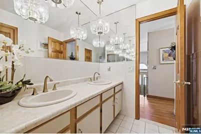 383 Talbot Drive, Fairfield, NJ 07004 - Photo 19