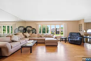 383 Talbot Dr, Fairfield, NJ 07004 - Photo 9