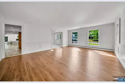312 Saw Mill Lane, Wyckoff Township, NJ 07481 - Photo 19