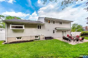 19 Falcon Pl, Wayne, NJ 07470 - Photo 25