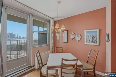 6040 Boulevard E 5D #5D, West New York, NJ 07093 - Photo 5