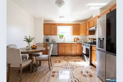 66 Montclair Avenue, Newark, NJ 07104 - Photo 3