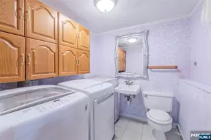 22 Cypress Ln, Paramus, NJ 07652 - Photo 21