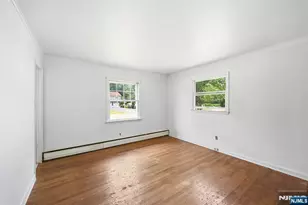 427 Warwick Turnpike, West Milford, NJ 07421 - Photo 21