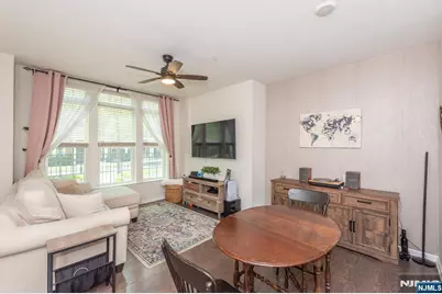 114 Wesmont Drive 4006 #4006, Wood Ridge, NJ 07075 - Photo 7