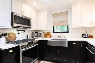 19 Long Ave, Mahwah, NJ 07430 - Photo 9