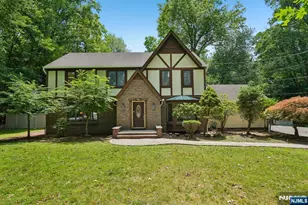 27 Chestnut Ave, Old Tappan, NJ 07675 - Photo 1
