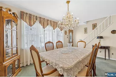 178 Cambridge Avenue, Saddle Brook Township, NJ 07663 - Photo 11
