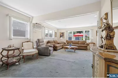 178 Cambridge Avenue, Saddle Brook Township, NJ 07663 - Photo 3