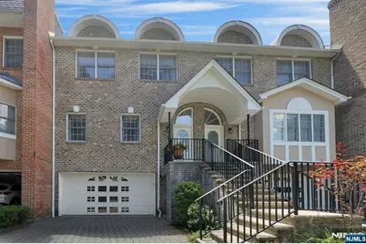 143 Stonegate Trail 44 #44, Cresskill, NJ 07626 - Photo 1
