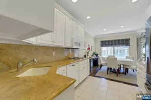 143 Stonegate Trail 44, Cresskill, NJ 07626 - Photo 19