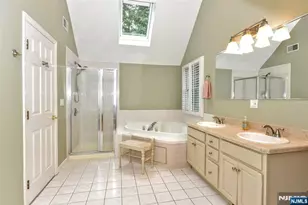 48 Ackerman St, Waldwick, NJ 07430 - Photo 21
