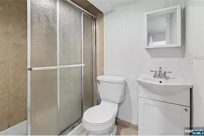 68 16th Avenue, Elmwood Park, NJ 07407 - Photo 33