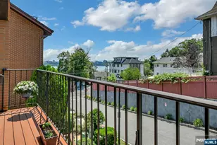9 Yorkview Dr A3, Edgewater, NJ 07020 - Photo 17