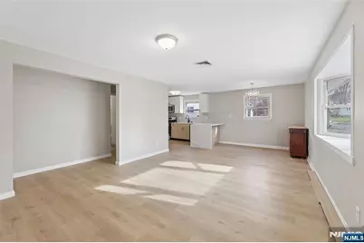 478 Riverside Terrace, Rutherford, NJ 07070 - Photo 17