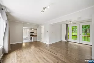 312 Lakeview Dr, Newton, NJ 07860 - Photo 5