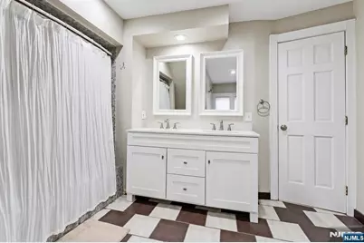 15 Center Street, Mount Olive, NJ 07828 - Photo 11