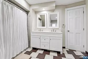 15 Center St, Mount Olive, NJ 07828 - Photo 11