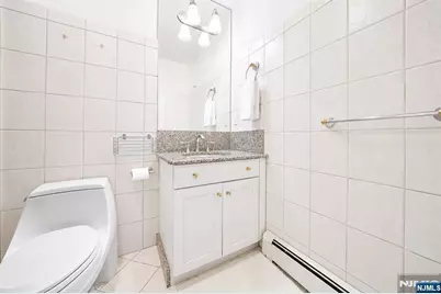 275 Marietta Street, Englewood Cliffs, NJ 07632 - Photo 25