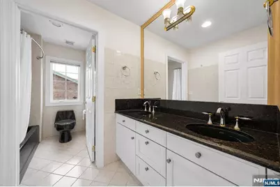 275 Marietta Street, Englewood Cliffs, NJ 07632 - Photo 23
