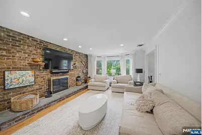 10 Marcotte Lane, Tenafly, NJ 07670 - Photo 17
