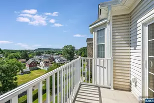 1305 Gatherings Dr, Haledon, NJ 07508 - Photo 5