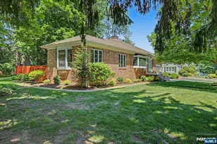 25 Birchwood Rd, Denville, NJ 07834 - Photo 45