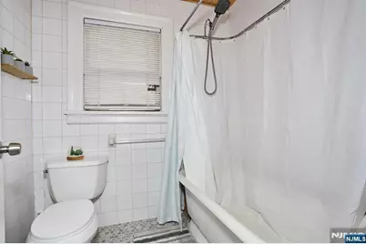21 Haring Street, Bergenfield, NJ 07621 - Photo 21