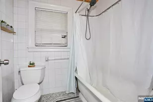 21 Haring St, Bergenfield, NJ 07621 - Photo 21