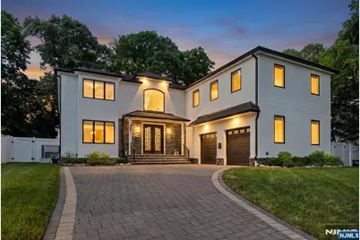 457 Lincoln Drive, Paramus, NJ 07652 - Photo 1