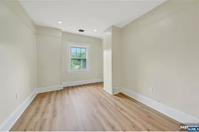 241 Summit Avenue, Hackensack, NJ 07601 - Photo 33